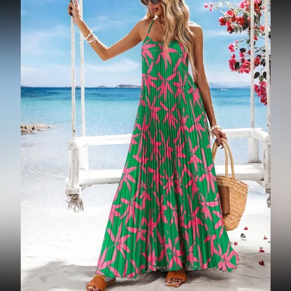 Floral Maxi Dress - Picture 5 of 13